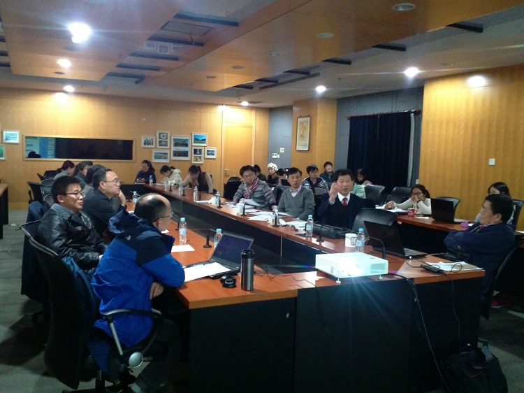 会场照片2 小.jpg