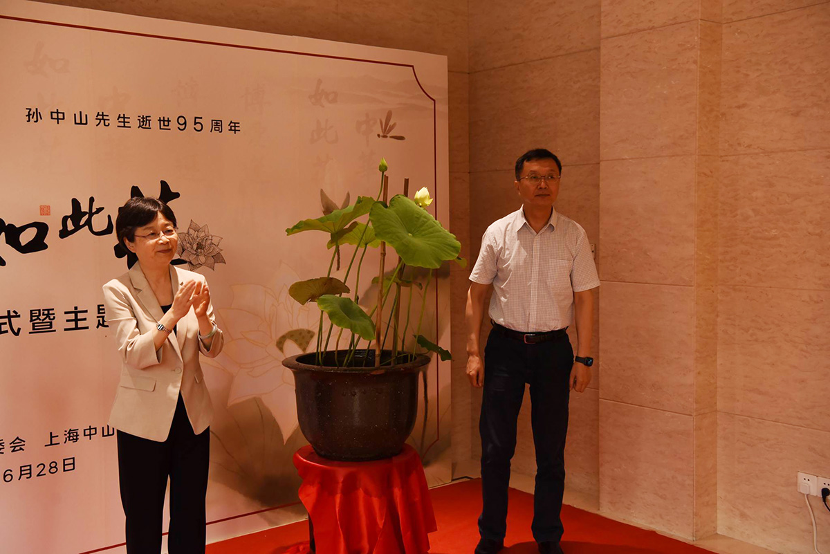 E:\通讯稿\0629邓萍-博爱莲\ede4ab883730784cf615f987a1b7f57.jpg